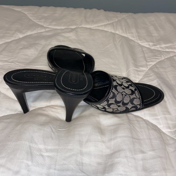 Coach Open Toe Heel Slide Leather Sandals - Picture 4 of 4